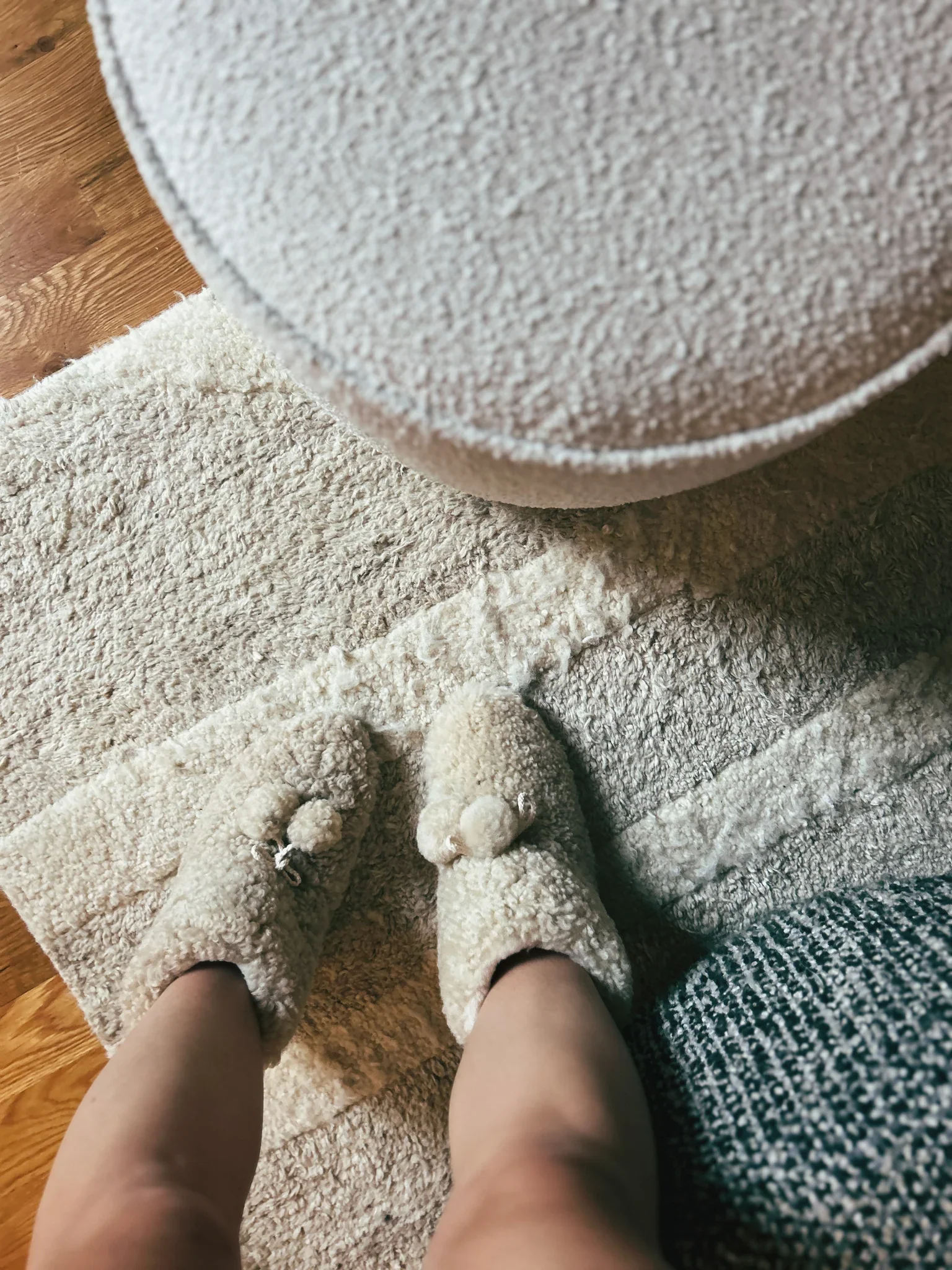 Cocoons: The Ultimate Feet Warmer - Image 3