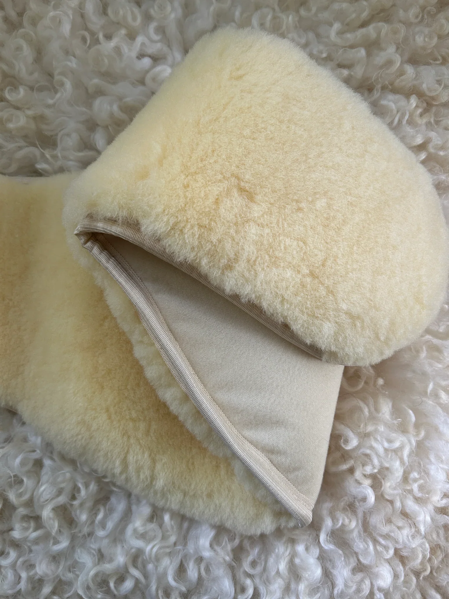 Medical Grade Sheepskin Kidney Warmer and Waist Belt - Image 6