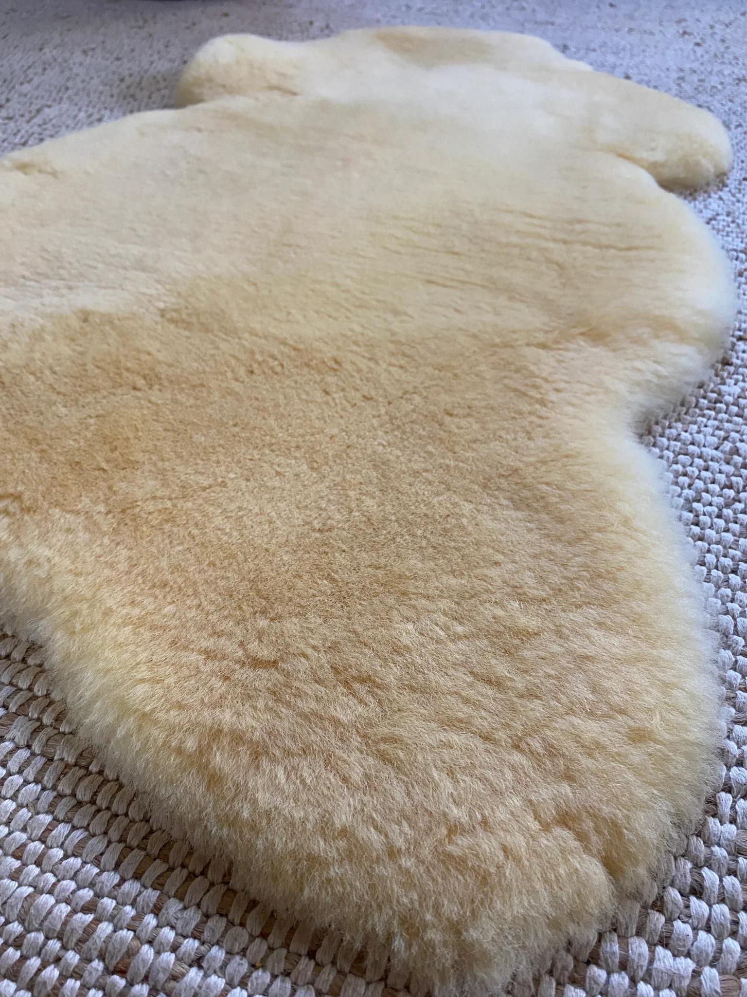 Medical Relugan Nursery Sheepskin - Image 4