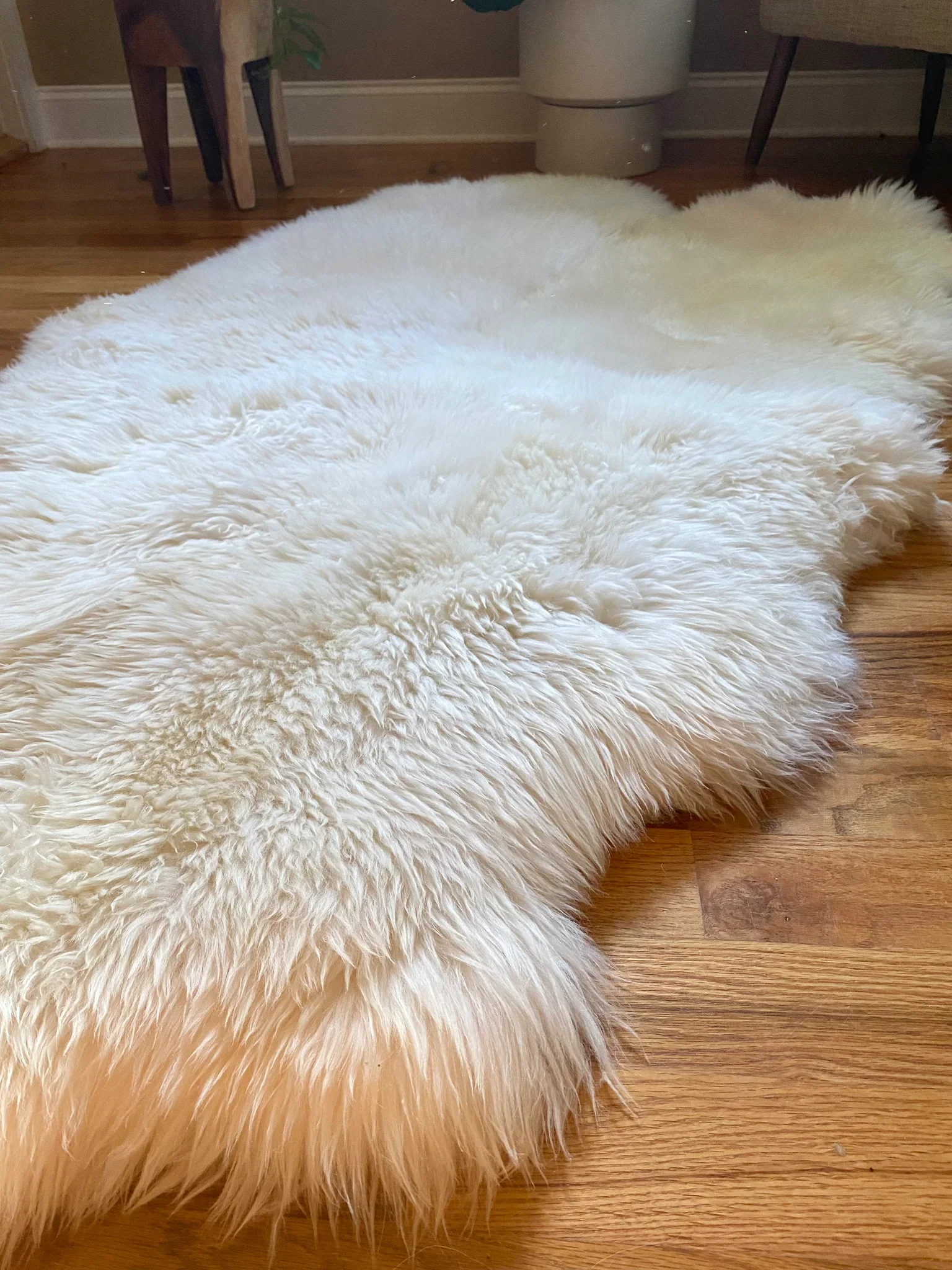 Plush Quad (4-Pelt) Ivory Sheepskin - Image 6