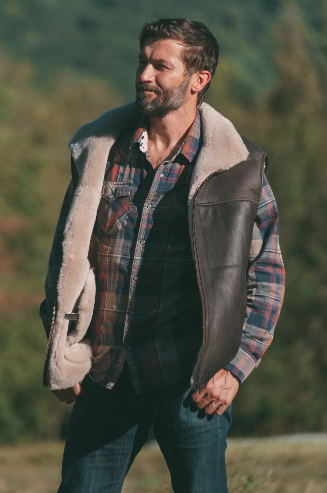 Sheepskin Mens Vest in Brown Leather - Image 4