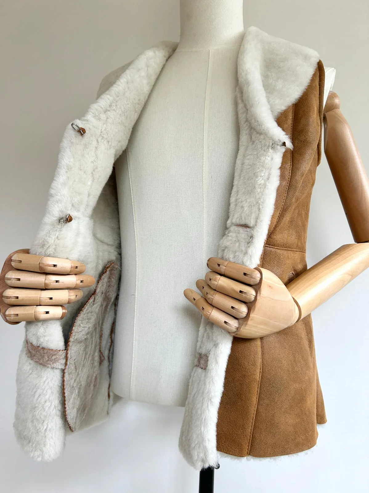 The Maven Vest - Image 6